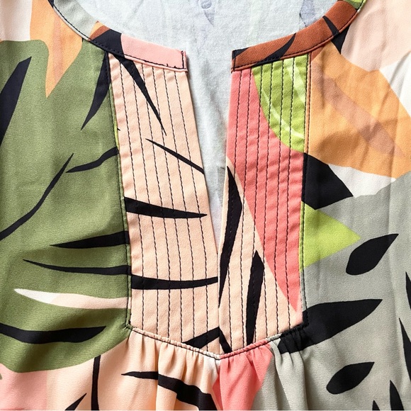 Loft Tropical Top - Picture 2 of 4